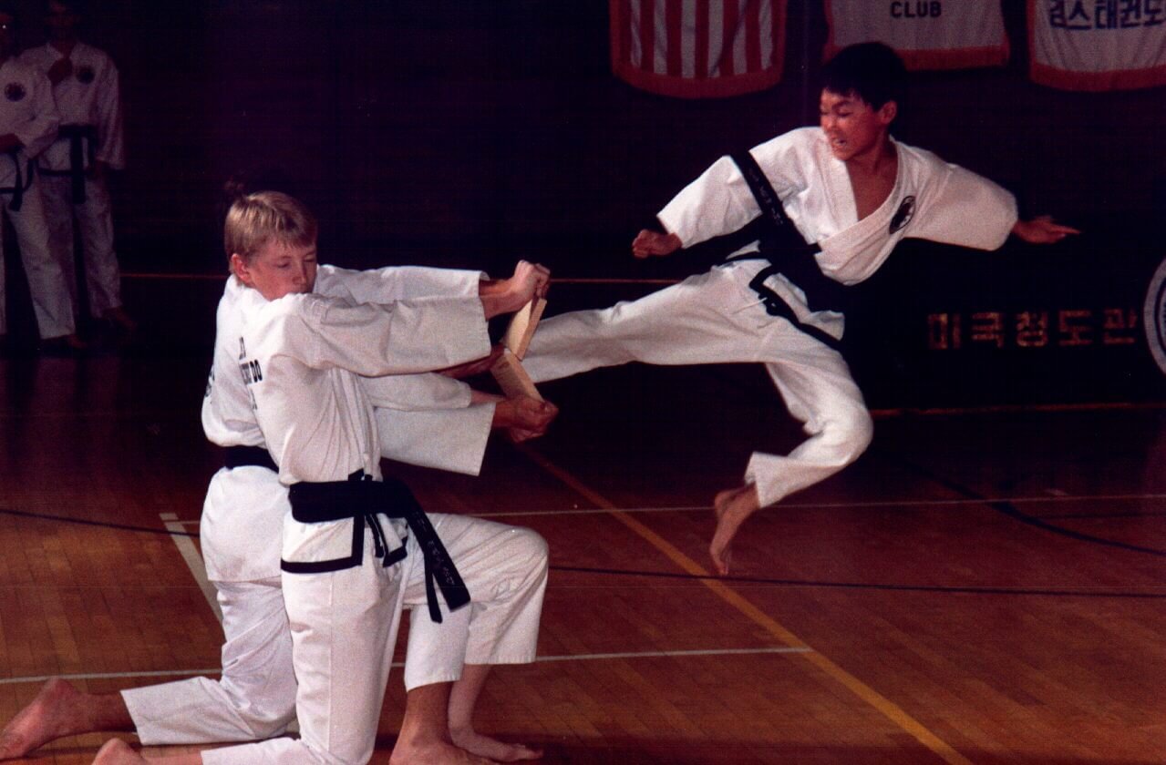 BJJ Vs Traditional Martial Arts Aces Jiu Jitsu Club BJJ Muay Thai bjj-vs-traditional-martial-arts-aces-jiu-jitsu-club-bjj-muay-thai
